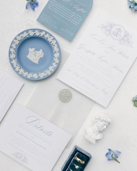 A peek into EmiLee and Griffith’s flatlay at The Conservatory! 💙 The blue and white color palette was the perfect match for the venue’s elegant vibe.✨ #theconservatory #blackberryridgewedding #chattanoogaweddingplanner #tnweddingcoordinator #tennesseeweddingplanner #chattanoogaweddings #blackberryridgeevents #conservatorywedding #beforethevows #tennesseeweddings #weddingplanningtn #chattanoogaweddingcoordinator Venue: @theconservatoryblackberryridge Photo: @jakebarrentinephoto Video: @moste... Becoming An Event Planner, Conservatory Interior, Upscale Wedding, Downtown Chattanooga, Georgia Wedding Venues, Nashville Bachelorette Party, Engagement Parties, Wedding Inspiration Summer, Tennessee Wedding