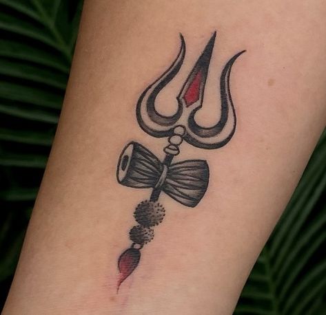 Latest 50 Trishul Tattoo Designs, With Meaning For Men and Women - Tips and Beauty Om Trishul Tattoo, Tattoo Designs With Meaning, Indian Tattoo Design, Trident Tattoo, Designs With Meaning, Trishul Tattoo Designs, Trishul Tattoo, Om Tattoo Design, Tattoo Design For Hand