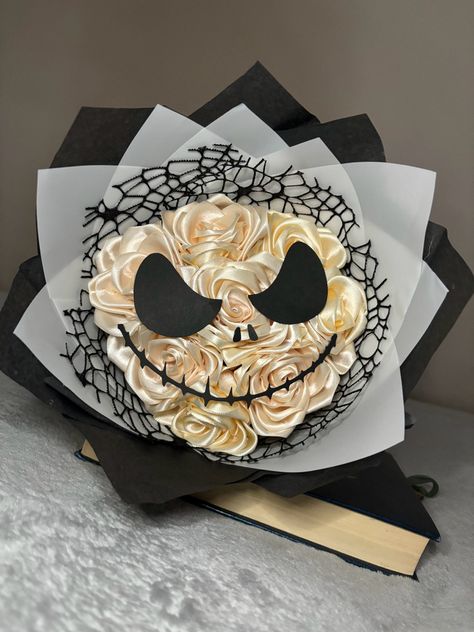 Spooky Gifts, Ribbon Bouquet, Middle Schoolers, Affordable Decor, Festive Christmas, Gifts Ideas, Budget Friendly, Diy Decor, House Interior