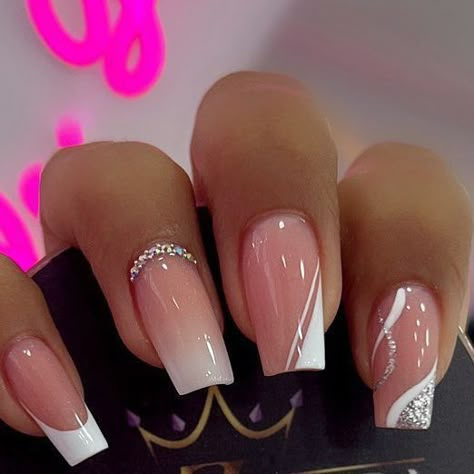 Simple Nail Designs With French Tip, Good Acrylic Nails, Nails Acrylics Ideas, Ongles Nail Art, Fancy French Tips, Cute Wedding Nails, Nails Inspo 2023, Nail Ideas January, Pretty French Nails