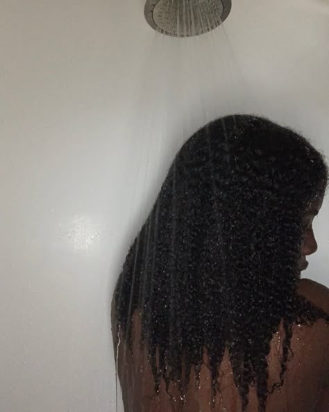 Wet Black Hair Aesthetic, Healthy Black Hair Aesthetic, Wet Afro Hair, Type 4 Hair Aesthetic, Healthy Curly Hair Aesthetic, Wet 4c Hair, Long 4a Hair, Long Healthy Curly Hair, Wet Natural Hair