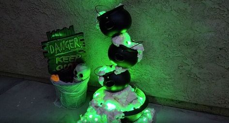 Spray Foam Crafts Halloween, Bubble Cauldron Diy, Diy Bubbly Cauldron, Eva Foam Halloween Decor, Spray Foam Cauldron With Lights, Cauldron With Ornament Bubbles, Diy Ghost Decoration, Expanding Foam, Halloween Bedroom