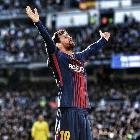 Messi Celebration vs Real Madrid at Santiago Bernabeu #ElClassico Messi Celebration Vs Real Madrid, Messi Jersey Celebration, Messi Goal Celebration, Real Madrid Vs Barca, Real Madrid Tattoo, Messi Vs Real Madrid, Madrid Vs Barca, Messi Celebration, Messi 2015