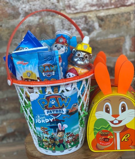 Basketball Easter Basket, Themed Easter Baskets, Basket Themes, Dollar Tree Easter Basket, Easter Basket Themes, Dog Easter, Checker Background, Easter 2021, Holiday Gift Baskets