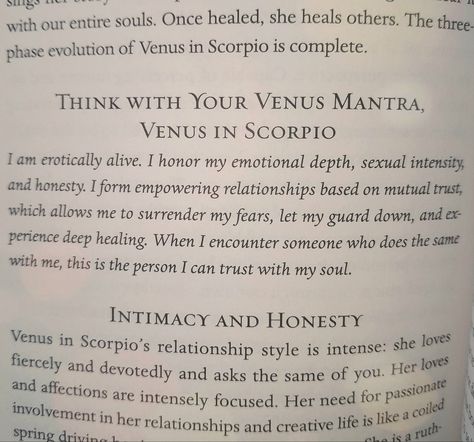 Venus In Scorpio Woman, Scorpio In Venus Aesthetic, Scorpio Venus Fashion, Venus In Scorpio Style Aesthetic, Venus Scorpio Aesthetic, Scorpio Venus Style Aesthetic, Venus In Scorpio Aesthetic, Venus Scorpio Style, Scorpio Venus Aesthetic Outfit