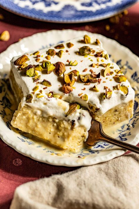 Rich & Creamy Pistachio Tres Leches Cake - Well Seasoned Studio Cheesy Butternut Squash, Squash Gratin, Butternut Squash Gratin, American Dessert, Cheesecake Parfaits, Key Lime Cheesecake, Leches Cake, Homemade Recipes Dessert, American Desserts