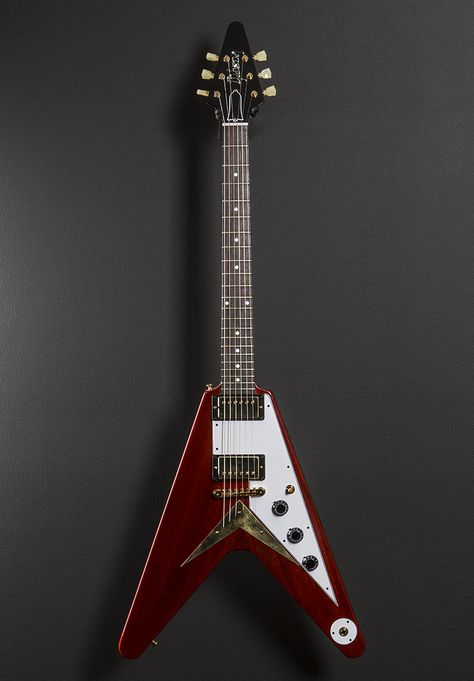 GIBSON CUSTOM SHOP 1959 FLYING V MAHOGANY BENCHMARK LIMITED RUN Cherry Gloss Finish Ergonomic Guitar, Flying V Guitar, Gibson Flying V, Electric Guitar And Amp, Types Of Guitar, Guitar Obsession, Gibson Epiphone, Guitar Pics, Cool Electric Guitars