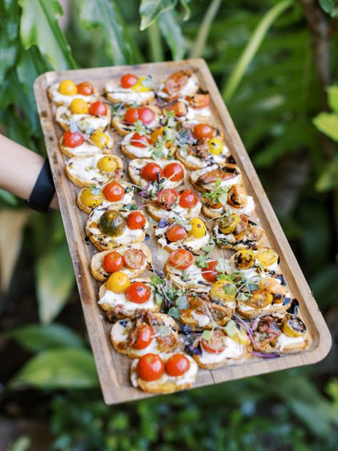 Cherry Tomato Bruschetta Wedding Tray Pass Appetizers. Wedding cocktail hour food ideas. Cavin Elizabeth Photography. Summer Wedding Catering Ideas, Passed Wedding Appetizers, Italian Wedding Buffet Ideas, Italian Appetizers Wedding, Italian Wedding Snacks, Italian Reception Food, Wedding Cocktail Hour Appetizers, Wedding Food Summer, Spring Wedding Catering Ideas