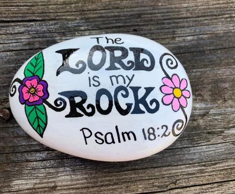 Christian Painted Rocks, Prayer Rocks, Brick Crafts, Rock Painting Flowers, Christian Drawings, Jesus Crafts, Inspirational Rocks, Diy Rock Art, Rock Flowers