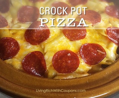 Crock Pot Pizza Recipe - http://www.livingrichwithcoupons.com/2014/02/crock-pot-pizza-recipe.html Crockpot Pizza Dip, Crock Ideas, Crockpot Pizza, Pumpkin Spice French Toast, Crock Pot Pizza, Pizza Easy, House Outside, Raking Leaves, I Ready