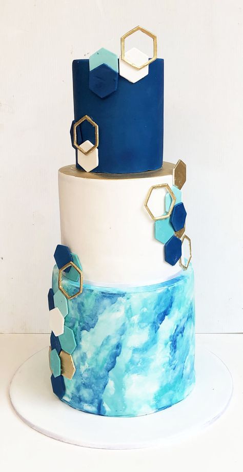 Trendy Cake Designs, Cake Designs For Men, Torte Blu, Square Cake Design, Cake Design For Men, Geometric Cake, Blue And Gold Wedding, Birthday Cake Recipe, Buttercream Cakes