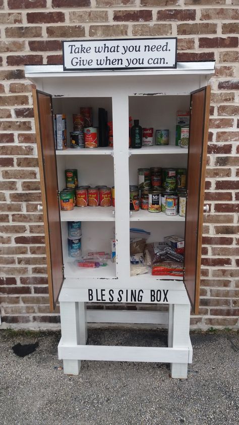 Blessing Box Diy, Blessing Box Food Pantry, Community Pantry, Little Free Pantry, American Legion Auxiliary, Community Service Ideas, Free Pantry, Eagle Project, Vbs 2023