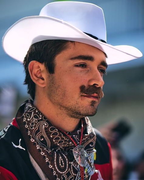 Scuderia Ferrari on Instagram: "Chuck and Chili reporting for duty 🤠 #USGP #F1 #CharlesLeclerc #CarlosSainz" Lord Perceval, Bandanas Men, Fitness Fashion Outfits, Nico Rosberg, Scuderia Ferrari, Charles Leclerc, Indy Cars, Lewis Hamilton, Pretty Men