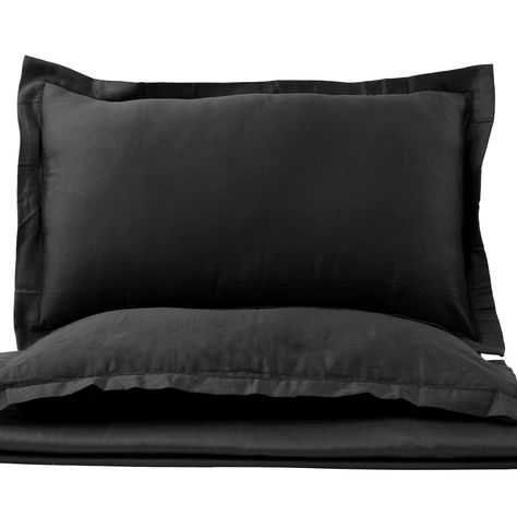 Transform your bedroom into a sleek sanctuary with our Midnight Black Flat Premium Cotton Bedsheet Set. Includes two pillow covers for the ultimate in luxury and style. 🖤✨ #abrazo #houseofabrazo #beddings #bedset #luxuryliving #luxurylifestyle #bedsheet Black Bedsheet, Premium Aesthetic, Aesthetic Black, Midnight Black, Black Flats, Black Aesthetic, Bedroom Apartment, Luxury Living, Luxury Lifestyle