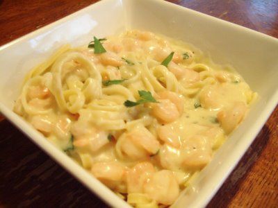 Pasta Genovese Recipe, Pasta Weesie, Carabbas Recipes, Pasta Genovese, Carrabbas Recipes, Small Shrimp, Pasta Meals, Jumbo Shrimp, Copykat Recipes