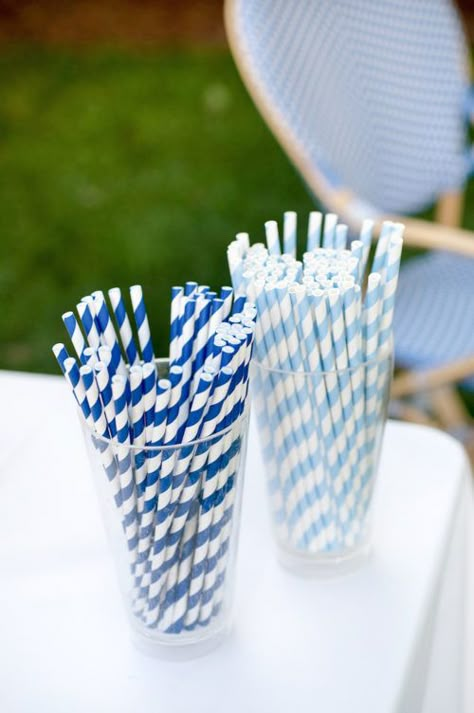 Beach Themed Rehearsal Dinner Ideas, Nantucket Dinner Party, Coastal Party Decor, Coastal Engagement Party, Nantucket Backyard, Tp Party, Hampton Party, Welcome Party Ideas, Italian Engagement