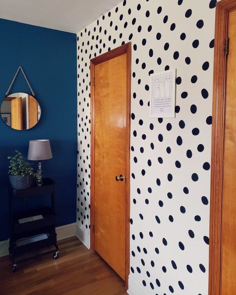 Paint Dots On Wall, Diy Polka Dot Wall, Two Colors That Go Well Together, Polka Dot Accent Wall, Dot Accent Wall, Elegant Bathroom Decor, Wall Murals Diy, Polka Dot Walls, Colors Schemes