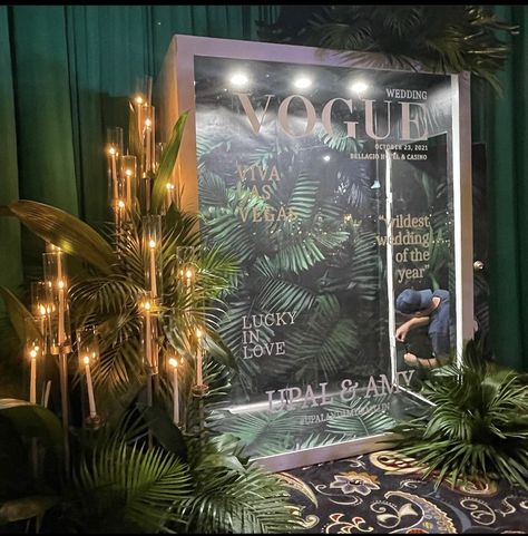 Tropical Theme Photo Booth, Jungle Glam Party, Tropical Set Design Photoshoot, Jungle Event Decor, Jungle Theme Event, Forest Theme Backdrop, Photo Booth Ideas Events Party Backdrops, Photo Booth Design Backdrop Ideas, Jungle Photobooth