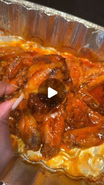 Houston Chef on Instagram: "Sweet and spicy wings recipe🍗

Paprika
Tony’s creole
Complete seasoning
Garlic powder
Onion powder
Black pepper
Syrup
Buffalo wing sauce
Honey
Minced garlic

#explore #foodie #food #popular #foodstagram #foodblogger #wings #wingsrecipe #recipes #recipeoftheday #quickrecipe #easyrecipe #instafood #wings #spicywings #wing #foodpics #foods #foodpic" Home Made Buffalo Sauce, Sweet And Spicy Wings Recipe, Spicy Wings Recipe, Sweet And Spicy Wings, Complete Seasoning, Buffalo Wings Recipe, Wings Recipe Buffalo, Buffalo Wing, Spicy Wings