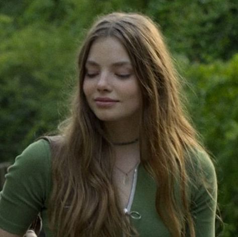 If People Were Rain, Emmanuelle Vaugier, Kristine Froseth, Alaska Young, Alaskan Klee Kai, Effy Stonem, Looking For Alaska, Alaskan Malamute, I Love Girls