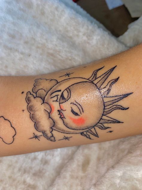 Fine line sun and moon kissing tattoo with clouds pink blush and lips black lines light shading with stars around Kiss The Sky Tattoo, Sun Moon Stars Clouds Tattoo, Sun And Moon Kissing Tattoo, Sun And Cloud Tattoo, Tattoo Of Sun, Sun And Moon Kissing, Simple Tats, Sky Tattoos, Moon Sun Tattoo