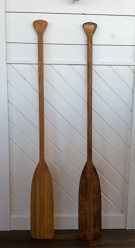 Canoe Paddle Art, Painted Canoe, Paddle Decor, Wooden Oars, Lake House Bedroom, Wood Paddle, Wood Canoe, Rangers Apprentice, Wooden Canoe