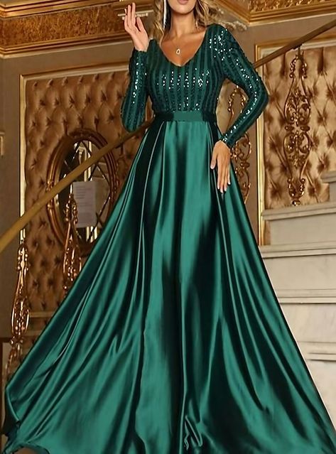 Red Green Dress, Designer Maxi Dress, Loose Dresses, Maxi Dress Outfit, Elegant Maxi Dress, Long Sleeve Evening Dresses, فستان سهرة, 2020 Trends, Spring Fabric