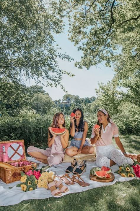 Events Aesthetic, Pizza Picnic, Aesthetic Pizza, Picnic Shoot, Picnic Photo Shoot, Picnic Pictures, Picnic Photography, Retro Picnic, Picnic Photoshoot