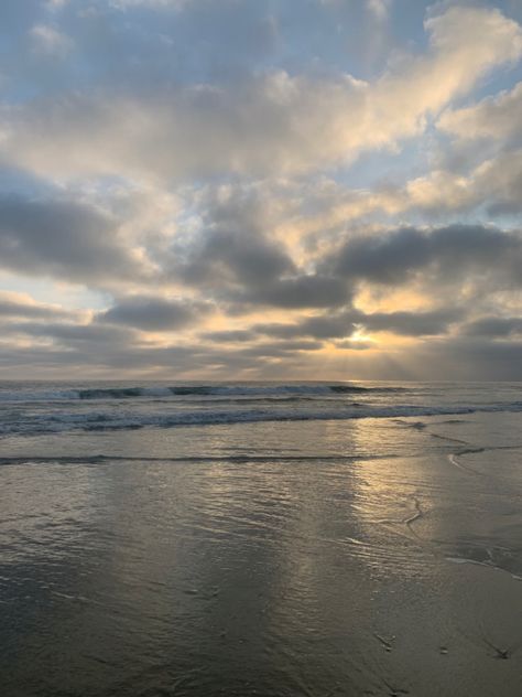 Beach Cloudy Day, Sunrays Aesthetics, Cloudy Beach Aesthetic, Cloudy Beach, Folklore Album, Ocean Sand, Cloudy Weather, Sketchbook Cover, Last Day Of Summer