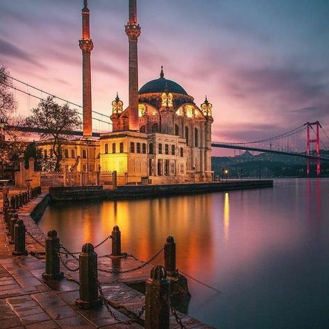 80 Likes, 2 Comments - WELCOME TURKEY (@tourism_in.turkey) on Instagram: “#turkey #turist #istanbul #i̇stanbul #istanbulturkey #travel #travelphotography #travelgram…” Turkey Tourism, Bosphorus Bridge, Istanbul Turkey Photography, Istanbul Photography, Beautiful Mosques, Hagia Sophia, Europe Fashion, Tourist Places, Drone Photography