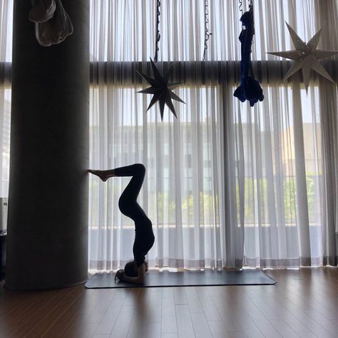 aespa on Twitter: "#aespa #KARINA… " Flying Yoga, Pilates Poses, Yoga Aesthetic, Yoga Photos, Aerial Yoga, Aespa Karina, Workout Aesthetic, Black Mamba, Dream Life