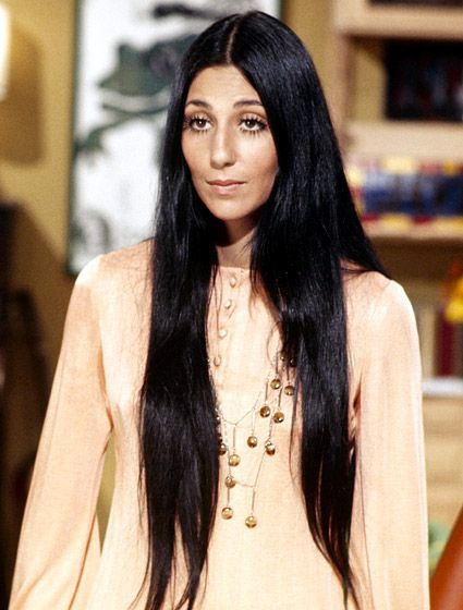 Cher 60s Inspired Fashion Editorial, Cher Style, Cher Hair, Young Cher, Cher 70s, 70’s Hair, Hot Singers, 1970s Hairstyles, Cher Outfits