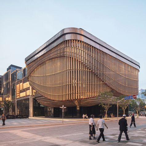 Shanghai Bund, Heatherwick Studio, Thomas Heatherwick, Theater Architecture, The Bund, British Architecture, Foster Partners, Theatre Design, Chinese Architecture