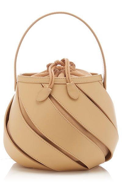 Top 21 Designer Nude Bags to Invest in for 2020: Nude Purse Styling Fur Bags, Nude Bags, Cheap Purses, Fall Handbags, Popular Handbags, Handbag Outfit, Diy Handbag, Bucket Bags, Cute Handbags