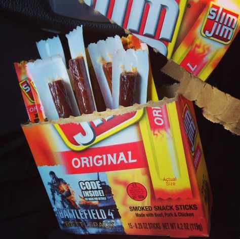 10 Snappy Facts About Slim Jim Slim Jim Aesthetic, Geek Food, Slim Jim, Slim Jims, Meat Snacks, Spicy Sausage, Snack Bar, Insta Posts, Amazing Food