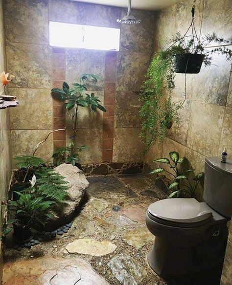 Jungle Bathroom, Tiny House Bathroom, Outdoor Bathrooms, Earthship, Dream Bathrooms, Rustic Bathroom, Dream Bathroom, House Bathroom, Boho Home