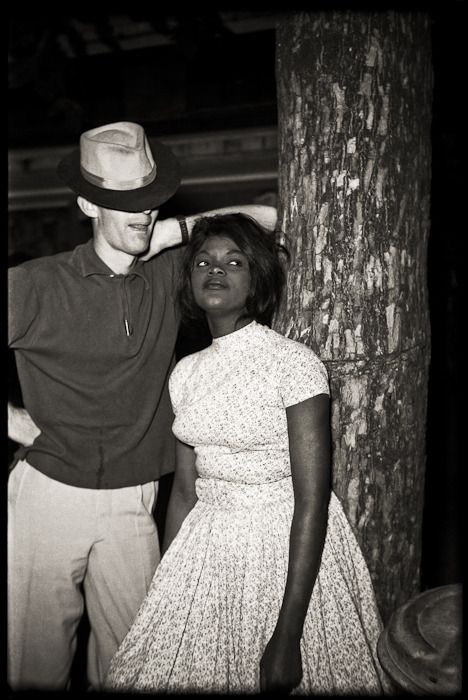 Couples Vintage, Interracial Couples Bwwm, Biracial Couples, Black Woman White Man, Swirl Couples, Interacial Couples, Vintage Couples, Interracial Relationships, Couple Style