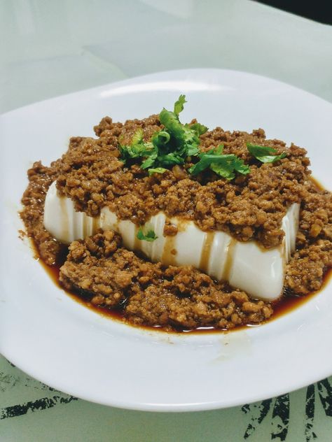 Steamed Tofu with Minced Meat Minced Pork, Steamed Tofu, Brown Sauce, Rough Texture, Minced Meat, The Kids, Steam, Rice, Sauce