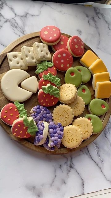 Cookie Charcuterie Board, Cookie Charcuterie, Cookie Display, Sugar Cookie Royal Icing, Purple Things, Food Shapes, Iced Sugar Cookies, Summer Cookies, Sugar Cookie Designs