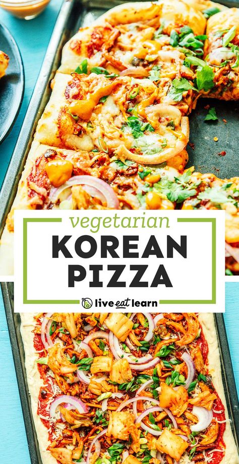 Korean Pizza Recipe, Kimchi Pizza, Korean Pizza, Kimchi Mayo, Korean Vegetarian Recipes, Korean Vegetarian, Pizza Vegetarian, Vegetarian Pizza Recipe, Korean Kimchi