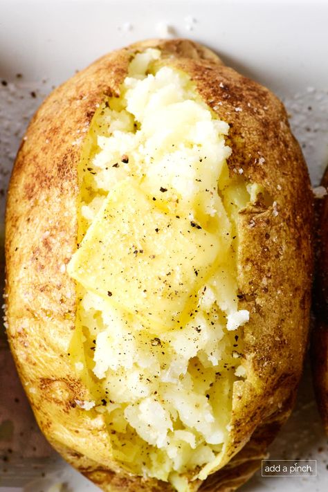 The perfect baked potato recipe for crispy, golden skin and a fluffy, tender inside. Learn how to make the best baked potatoes every time! // addapinch.com Best Baked Potatoes, Baked Potato Salad Recipe, Baked Potato Recipe, Baked Potato Toppings, Cooking Baked Potatoes, Best Baked Potato, Golden Skin, Perfect Baked Potato, Baked Potato Salad