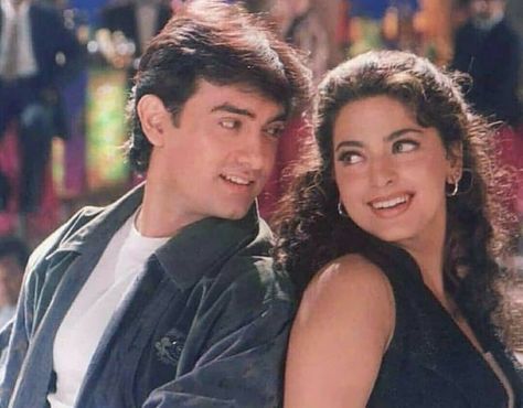 Juhi Chawla 90s, Vintage Bollywood Aesthetic, 90s Bollywood Aesthetic, Amir Khan, Bollywood Theme, Family Photos With Baby, Katrina Kaif Photo, Juhi Chawla, Bridal Sarees South Indian