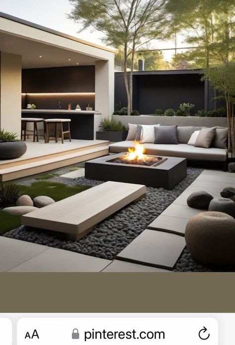 Cozy Garden Seating Area, Cozy Backyard Ideas On A Budget, Modern Outdoor Seating, Outdoor Fire Pit Area, Modern Fire Pit, Rooftop Terrace Design, Modern Backyard Landscaping, Outdoor Seating Area, Outdoor Living Design