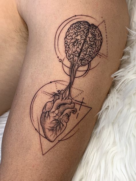 Fitness Tattoo Ideas, Unique Tattoo Inspiration, Surgery Tattoo Ideas, Tattoo Ideas For Overthinkers, Nature Tattoo Ideas, Scorpio Zodiac Tattoos, Gladiator Tattoo, Geometric Line Tattoo, Twin Tattoos