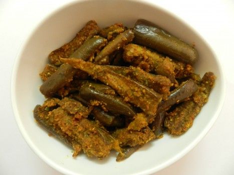 Long Brinjal Fry Long Brinjal Recipes Indian, Brinjal Recipes Indian, Brinjal Fry Recipe, Brinjal Recipes, Brinjal Fry, Brinjal Curry, Indian Vegetarian Dishes, Pigeon Peas, Low Carb Vegan