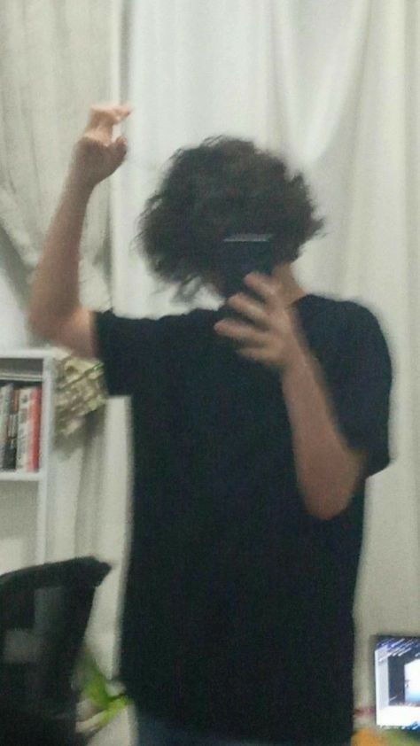 Mirror Selfie Boy No Face Aesthetic, Danish Image, Brown Hair Boy, Fall Photo Shoot Outfits, Mexican Boys, Face Aesthetic, Face Pictures, Insta Profile Pic