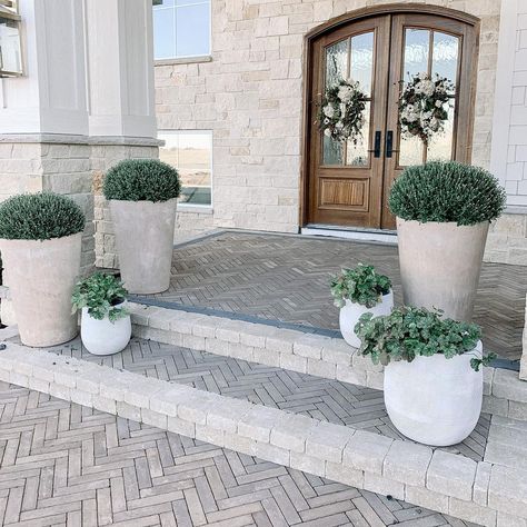 Walkways To Front Door Pavers, Front Door Pavers Entrance, Front Porch Pavers Entrance, Paver Porch, Unilock Pavers, Paver Patterns, Front Porch Steps, Front Door Steps, Front Porch Planters