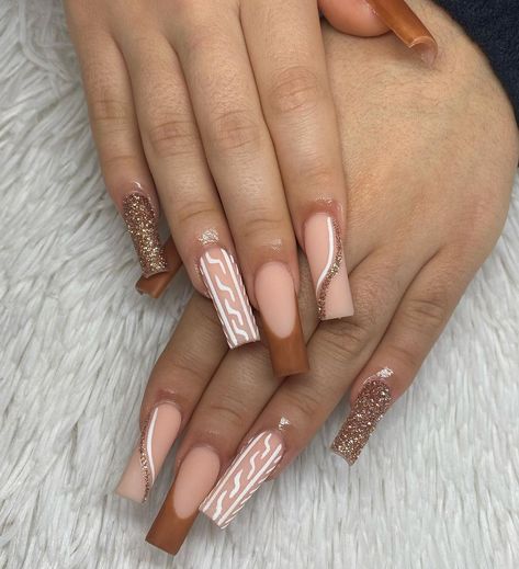 Nude And Glitter Nails, Sweater Weather Nails, Nails Sophisticated, Weather Nails, Fall Sweater Nails, Sweater Nails, Fall Sweater, Types Of Nails, Nails On Fleek