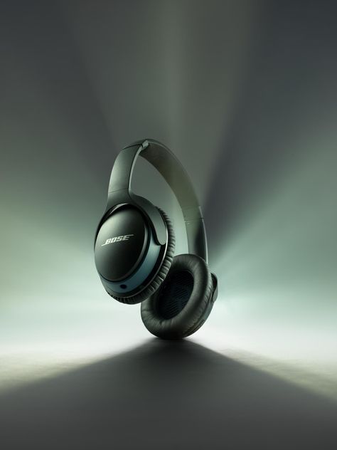 BOSE — Rowan Fee Photography Tech Product Photography Ideas, Apple Product Photography, Tech Product Photography, Headphones Bose, Tech Photography, Studio Product Photography, Product Lighting, Logitech Mouse, Bose Headphones