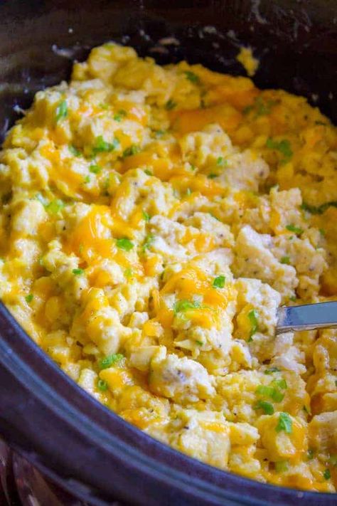 Scrambled Eggs For A Crowd, Eggs For A Crowd, Creamy Scrambled Eggs, Scrambled Eggs Recipe, Cheese Sliders, Breakfast For A Crowd, Egg Cheese, Food Charlatan, Cooking For A Crowd